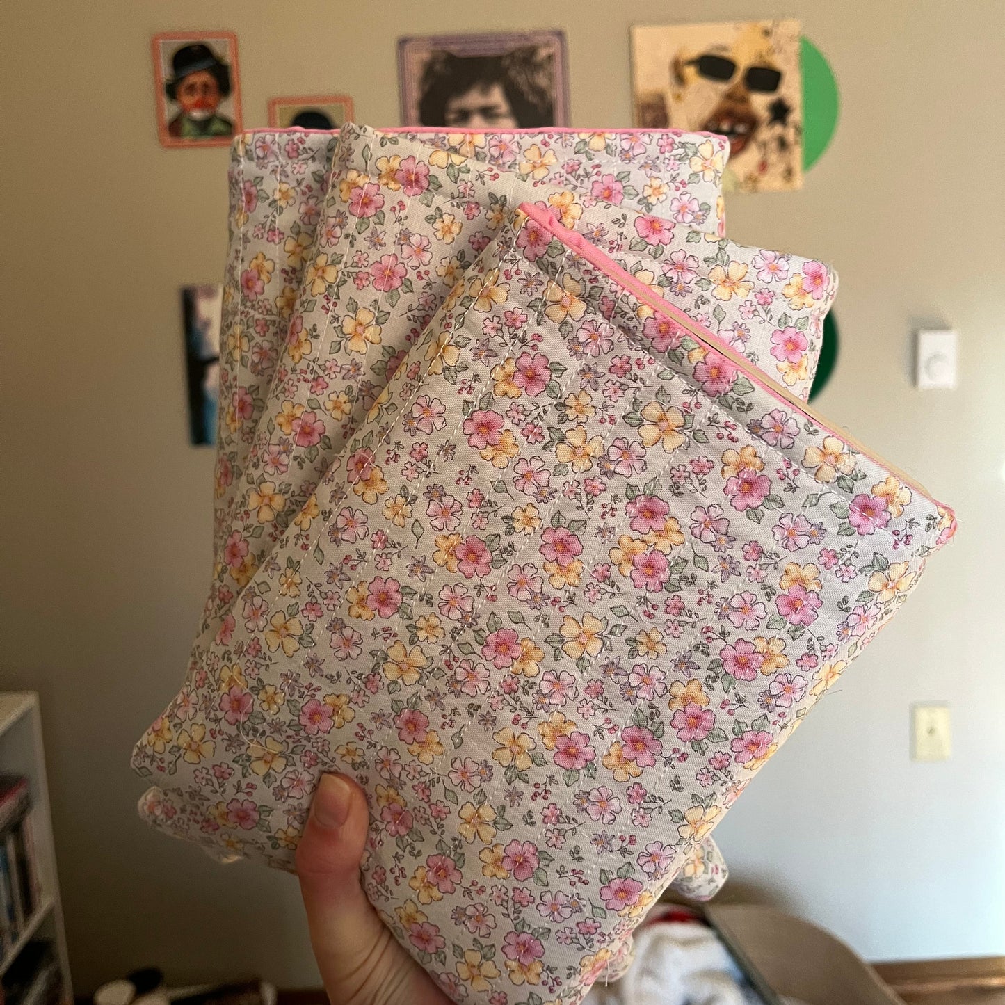 Garden Party ❀ Quilted Book Sleeve