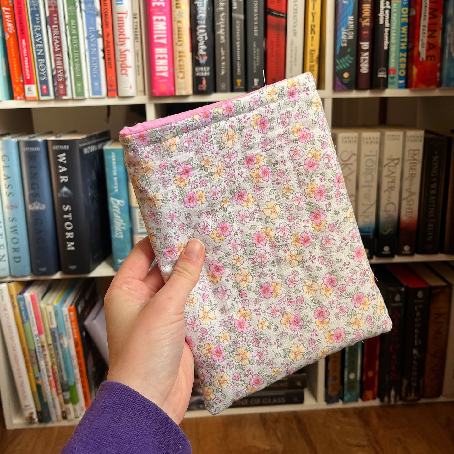 Garden Party ❀ Quilted Book Sleeve