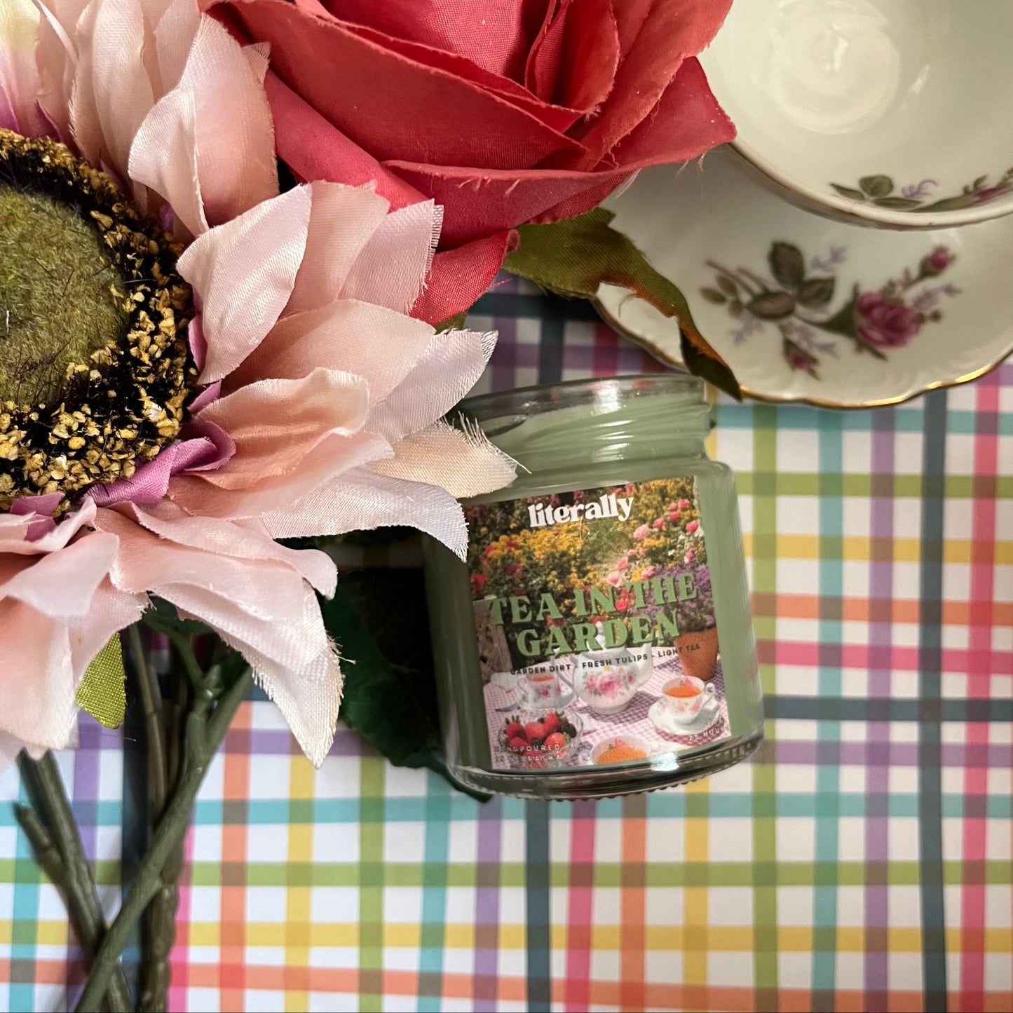 Tea in the Garden | garden dirt, tulips, & a cup of tea