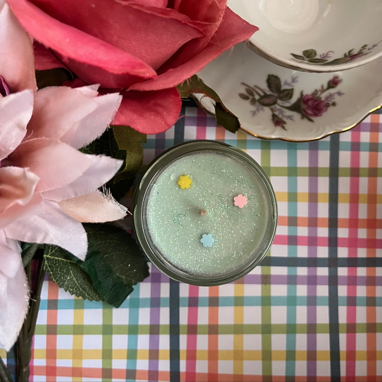 Tea in the Garden | garden dirt, tulips, & a cup of tea