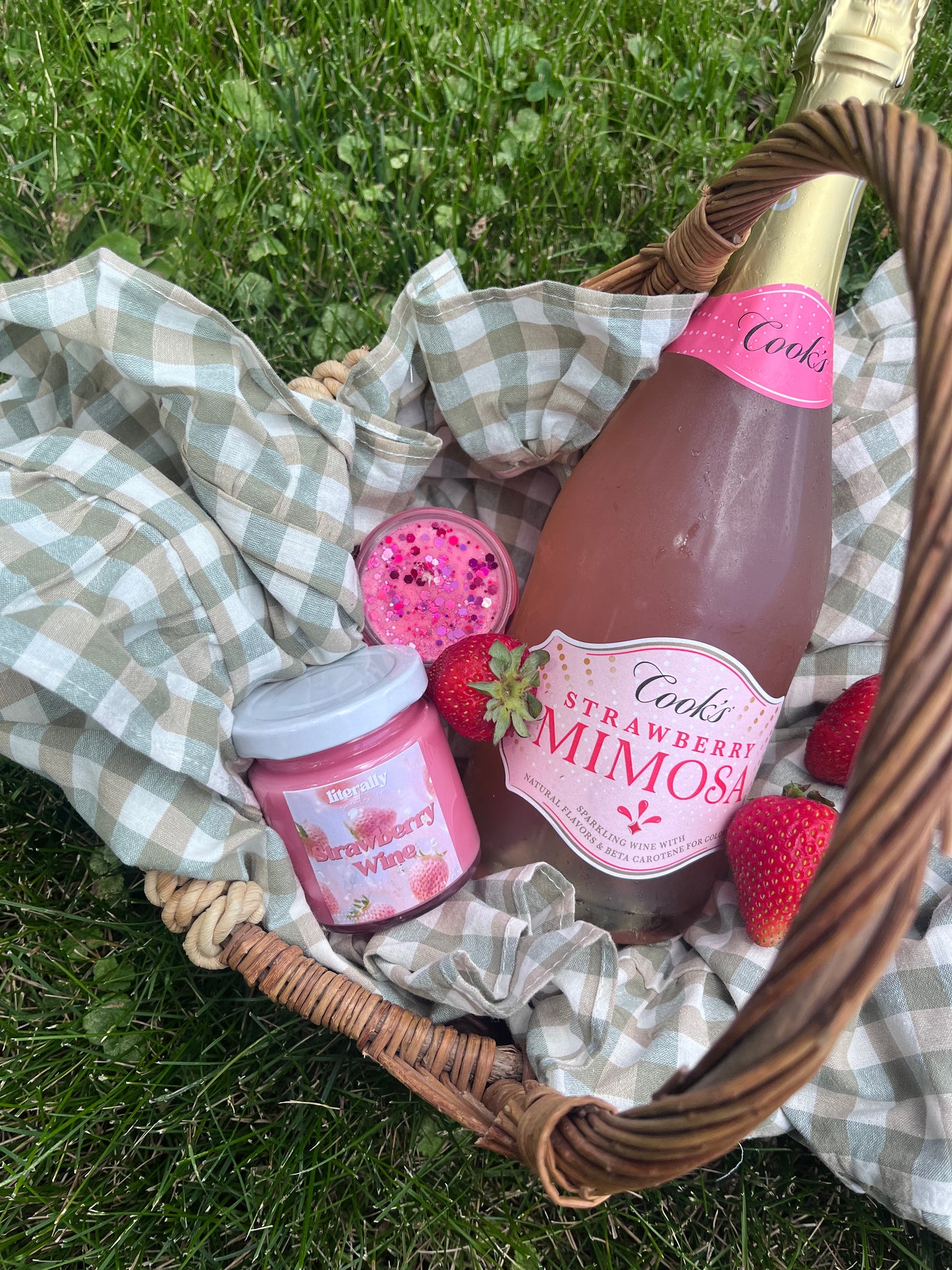 Strawberry Wine ☼ Summer 2026 Candle Collection