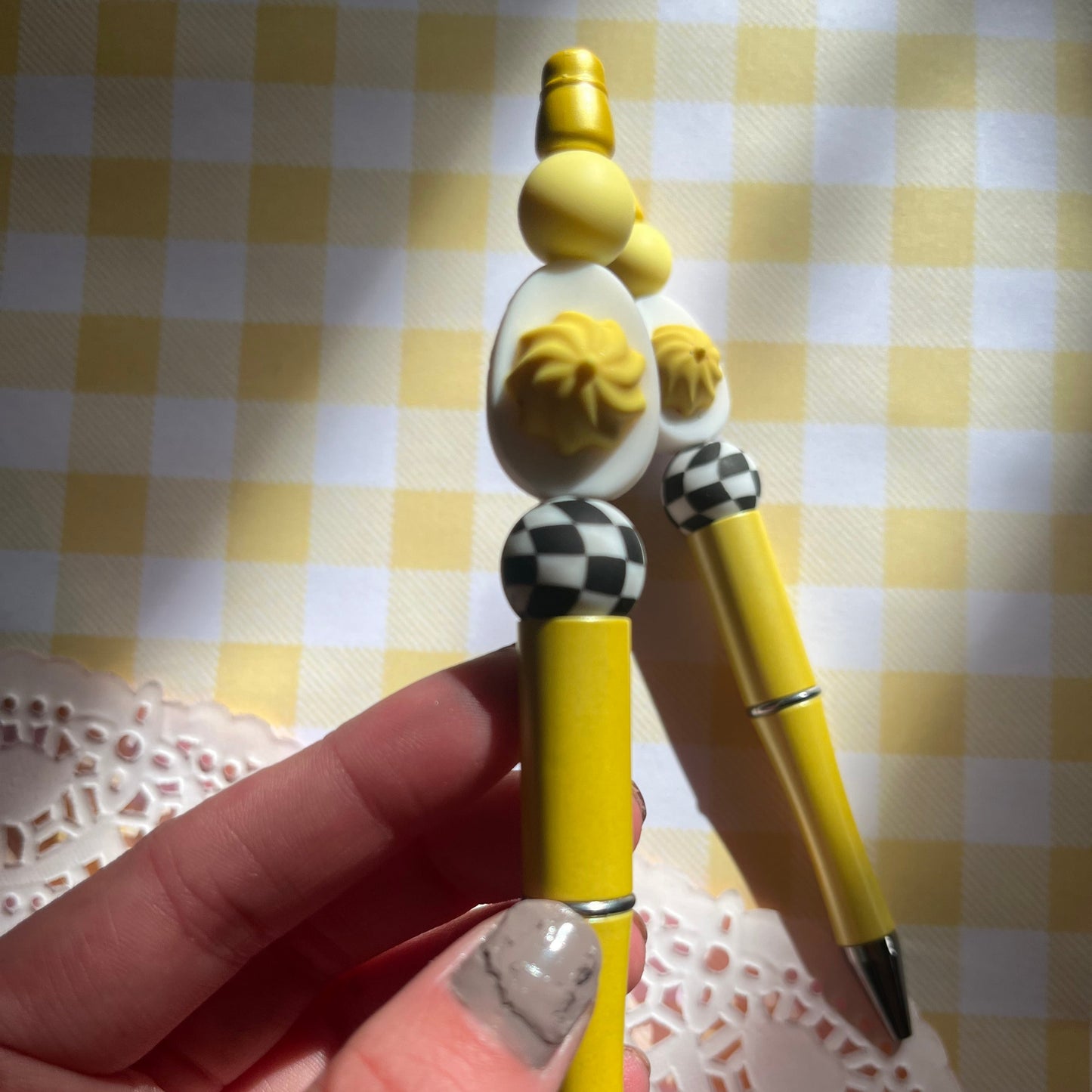 Deviled Egg | Pen